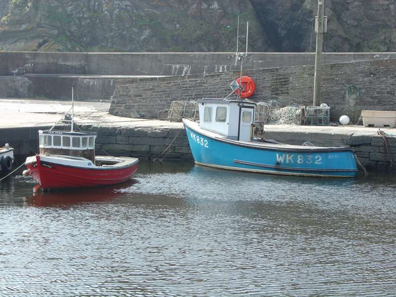 Photo: Lybster Harbour 26 April 2005