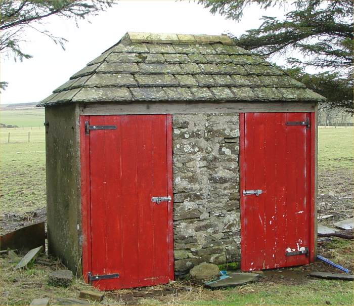 Photo: Outside Toilet Block In Excellent Condition Near Old Hall, Watten