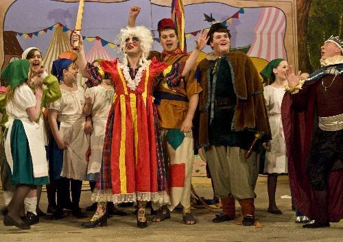 Photo: Thurso Players Pantomime 2007 - Jack And The Beanstalk