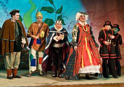 Photo: Thurso Players Pantomime 2007 - Jack And The Beanstalk