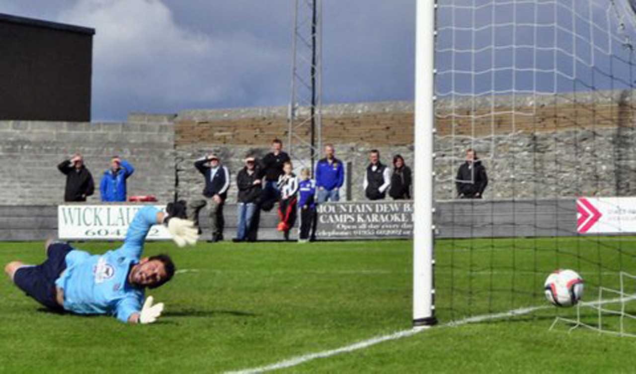 Photo: Wick Academy 3 Fraserburgh United 2