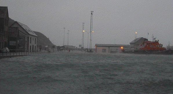 Photo: Scrabster High Tide 12 January 2005