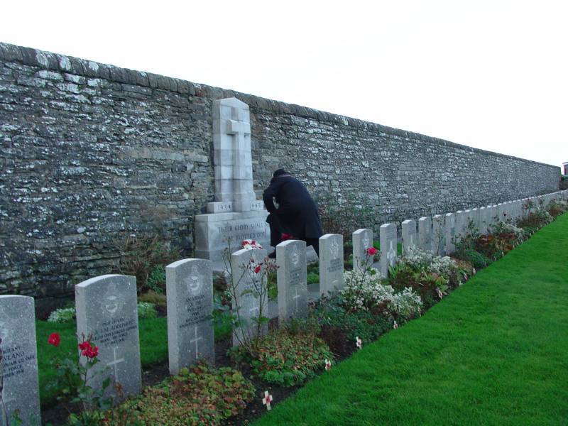 Photo: Remembrance Sunday Wick Cemetery - 14 November 2004