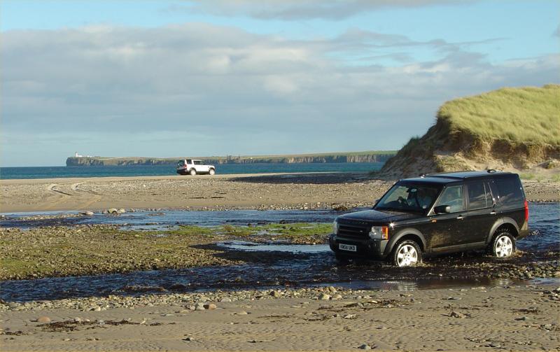 Photo: Range Rover Discovery - Another Day At The Beach In Caithness