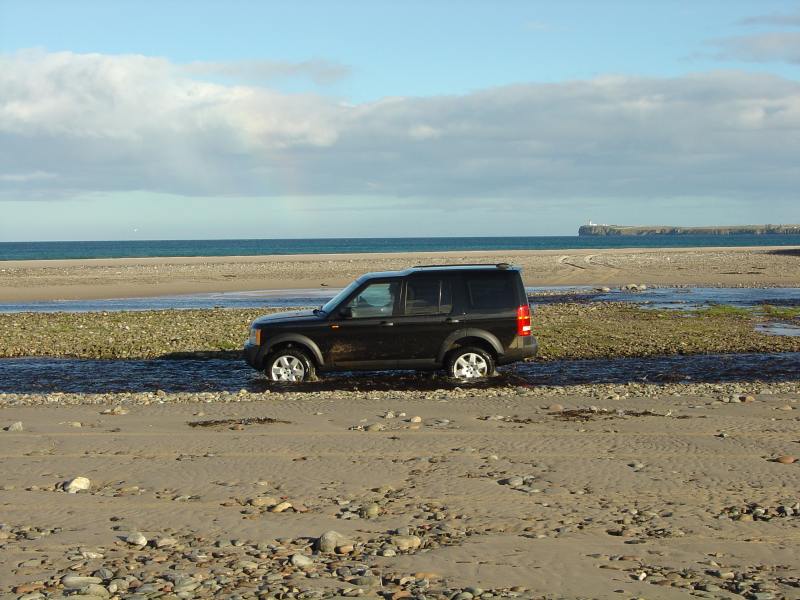 Photo: Range Rover Discovery - Another Day At The Beach In Caithness