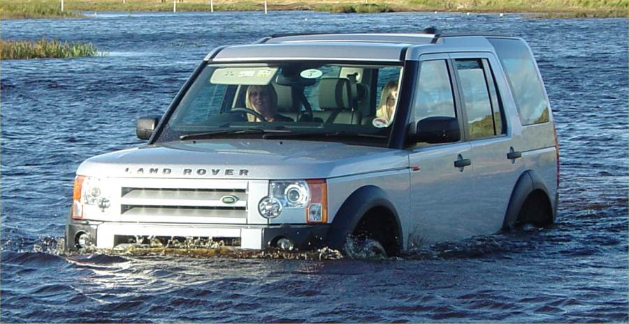 Photo: Range Rover Discovery - Another Day At The Beach In Caithness